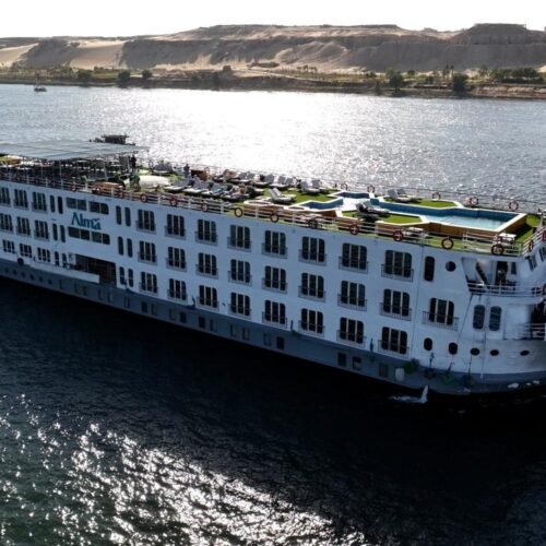 Five-star Nile cruise from Luxor to Aswan